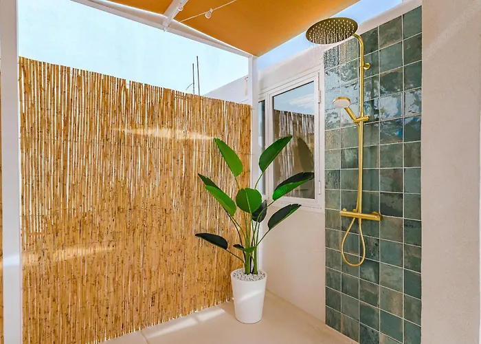 7br House For 14 Guests With Big Terrace - Bonita Paradise דירה
