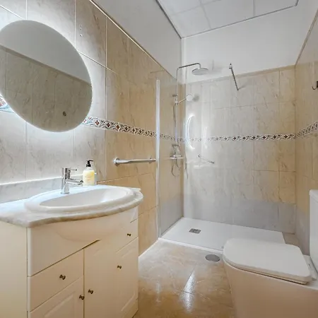 Appartement 7br House For 14 Guests With Big Terrace - Bonita Paradise