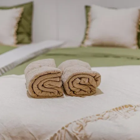 7br House For 14 Guests With Big Terrace - Bonita Paradise Appartement *